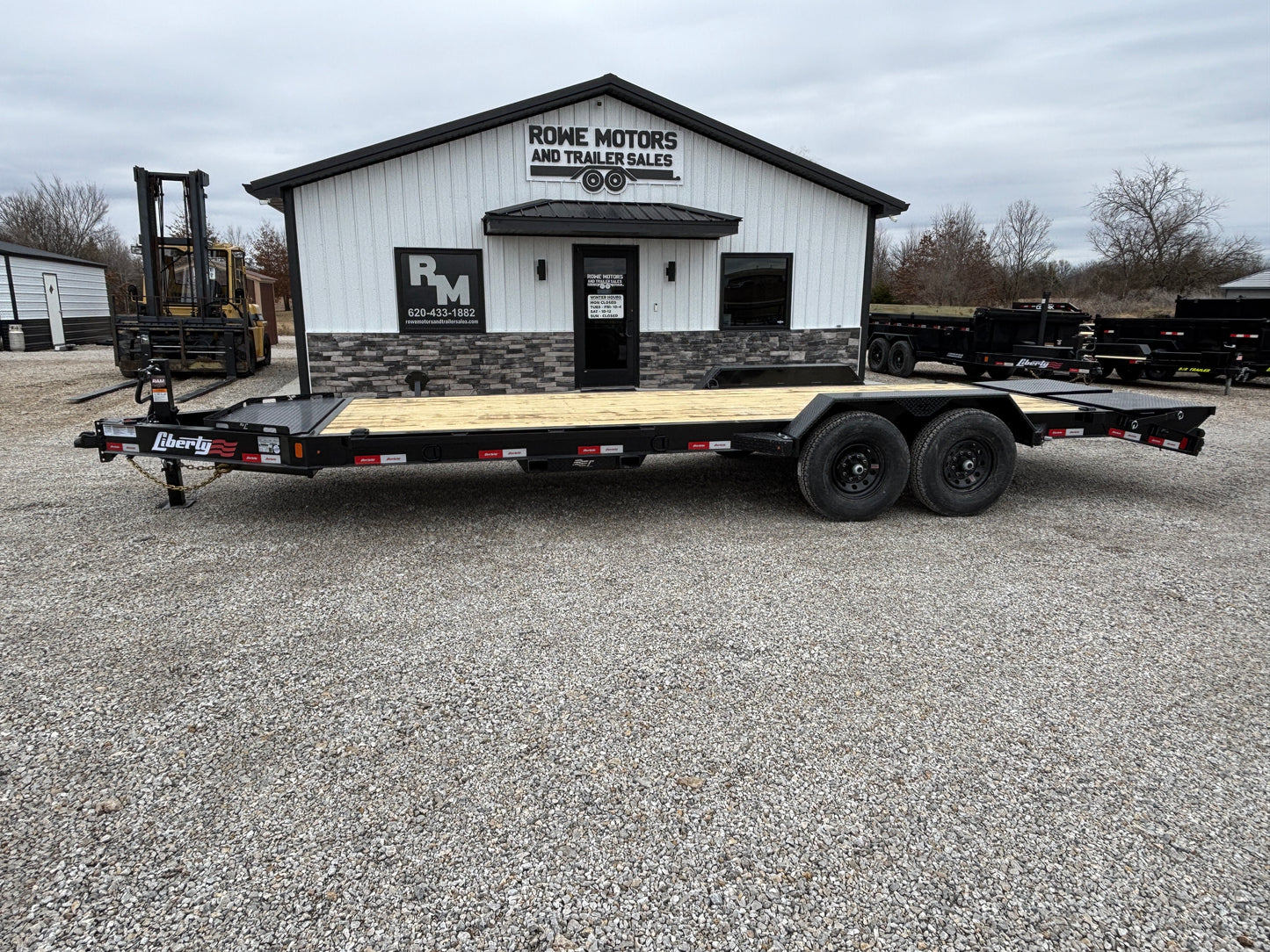 2025 Liberty 22' 15.4K Equipment Trailer W/ Mini Megas