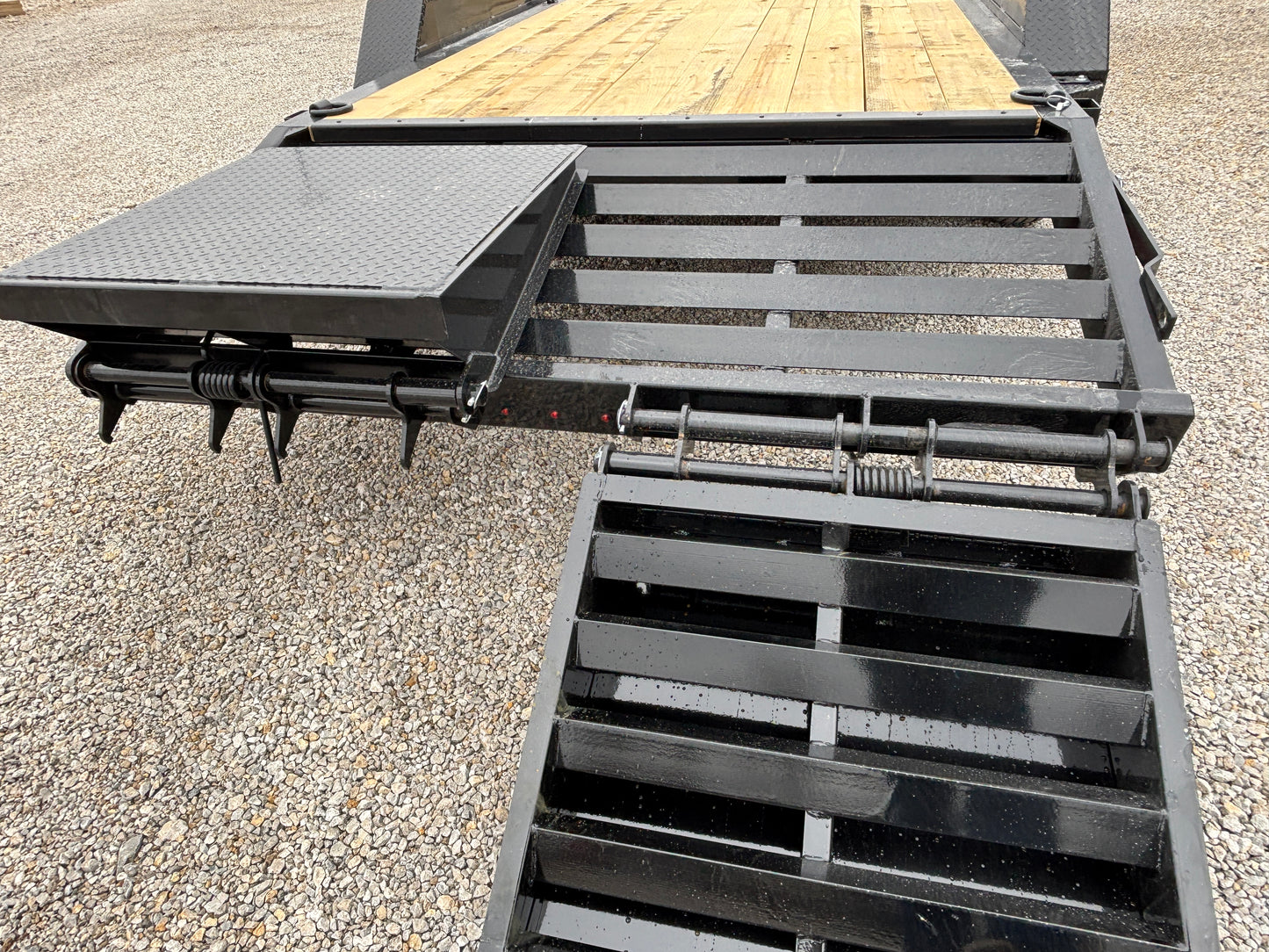 2025 Liberty 22' 15.4K Equipment Trailer W/ Mini Megas