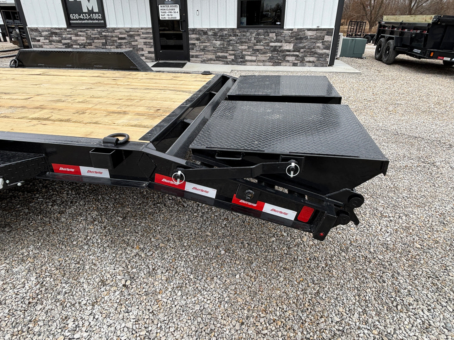 2025 Liberty 22' 15.4K Equipment Trailer W/ Mini Megas