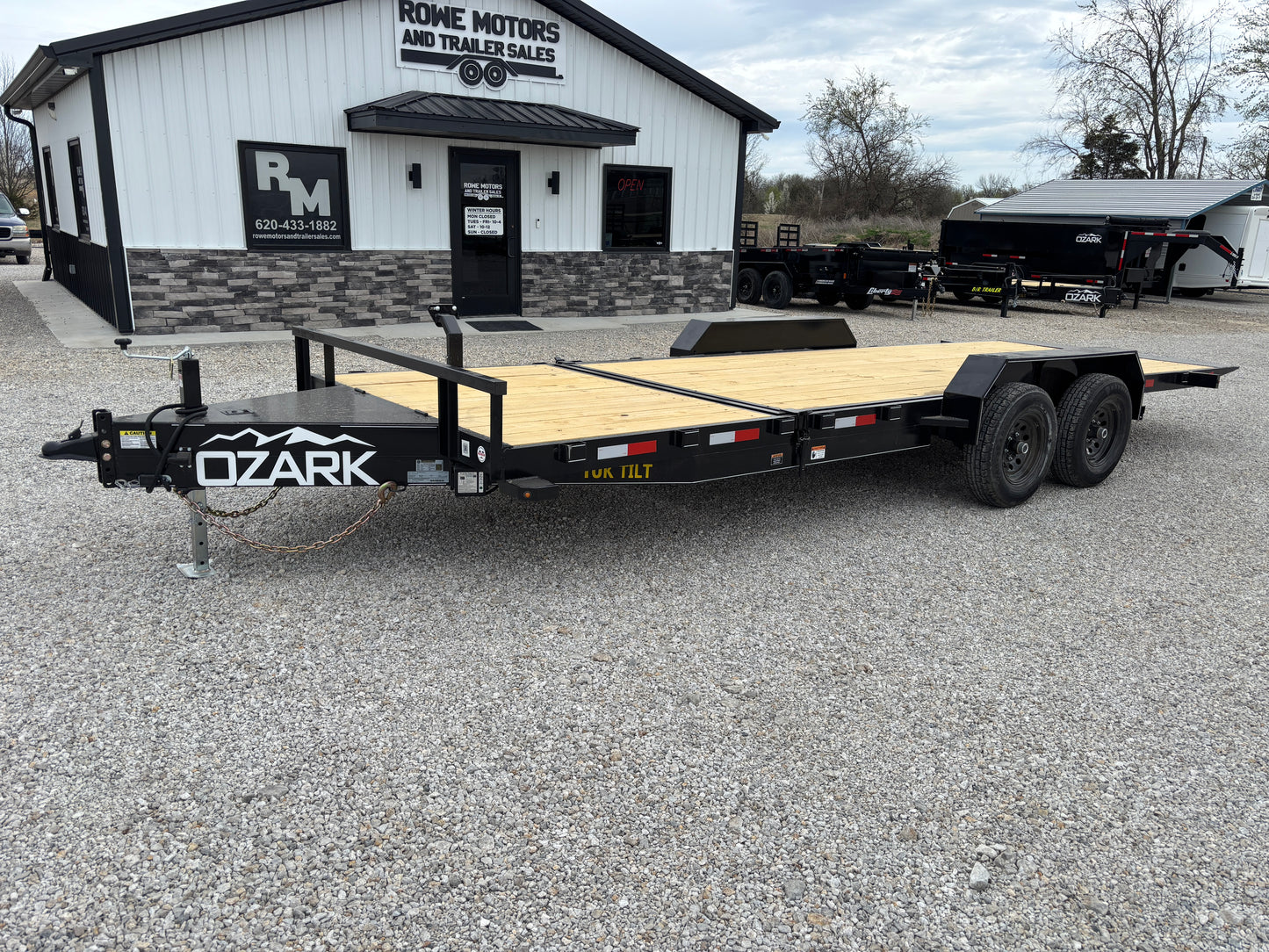 2025 Ozark 22' 10K Tilt Trailer