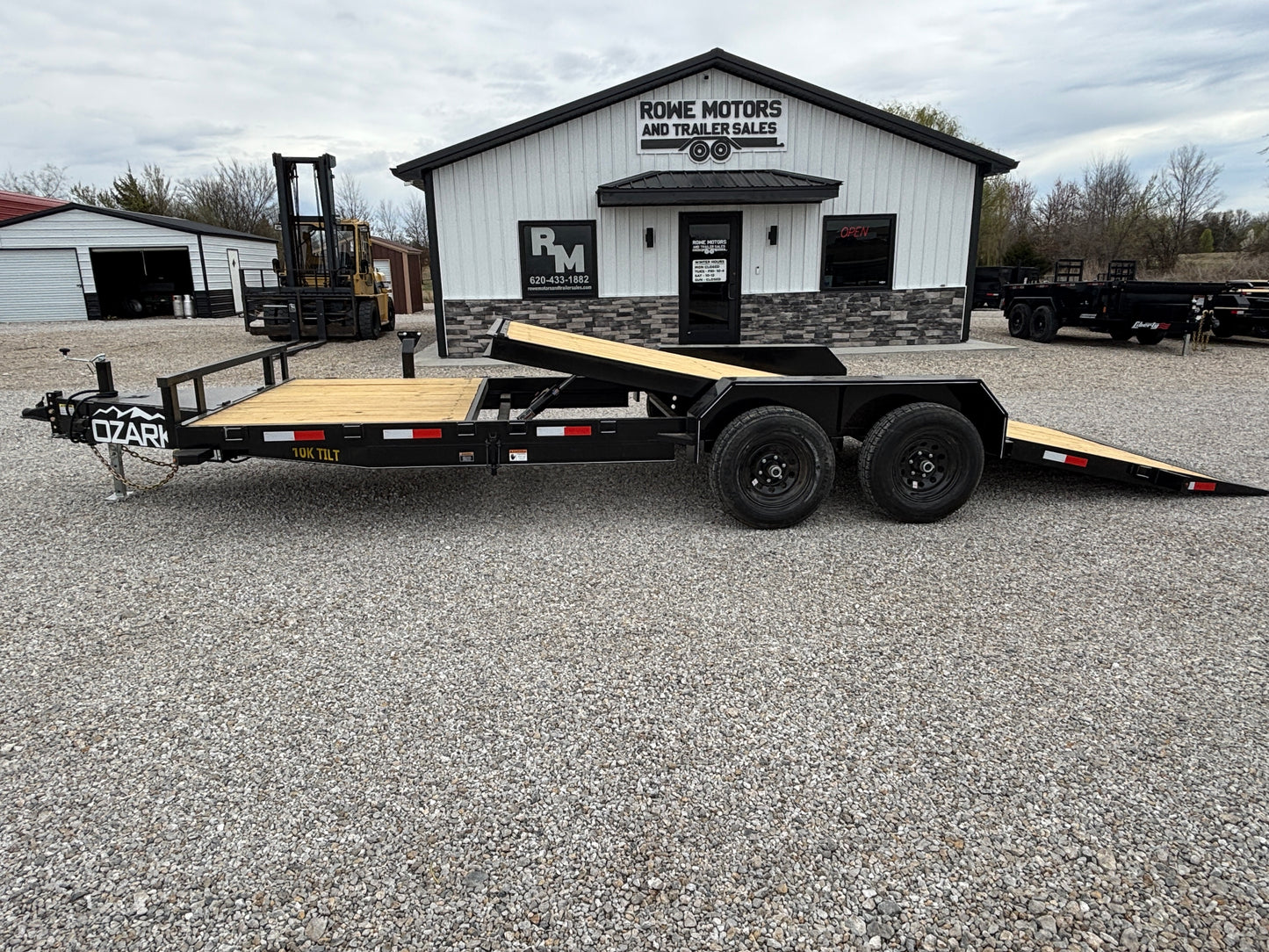 2025 Ozark 22' 10K Tilt Trailer