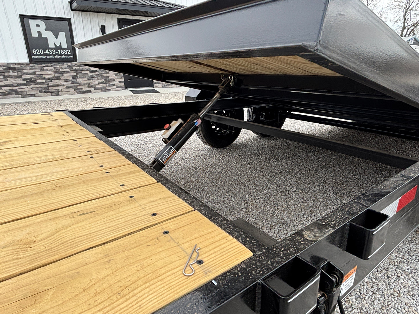 2025 Ozark 22' 10K Tilt Trailer