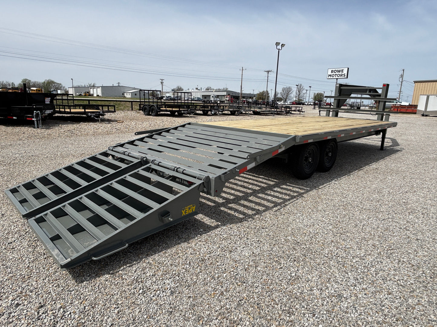 2025 Ozark 25' 15.5K Gooseneck Flatbed Equipment Trailer