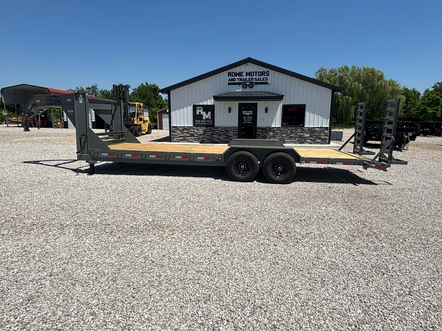 2026 Ozark 24' 14K Gooseneck Equipment Trailer