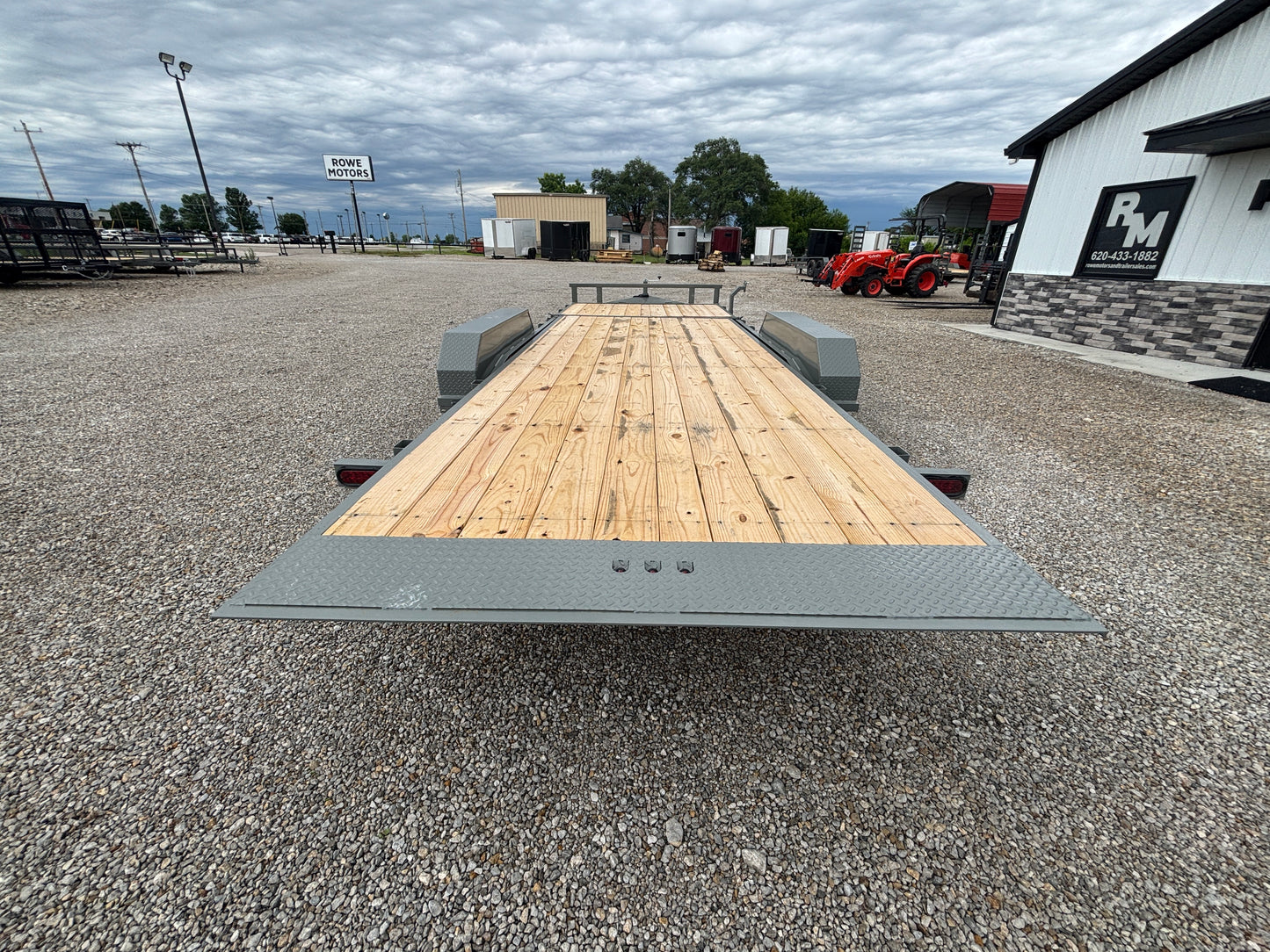 2025 Ozark 22' 10K Tilt Trailer *Gray*
