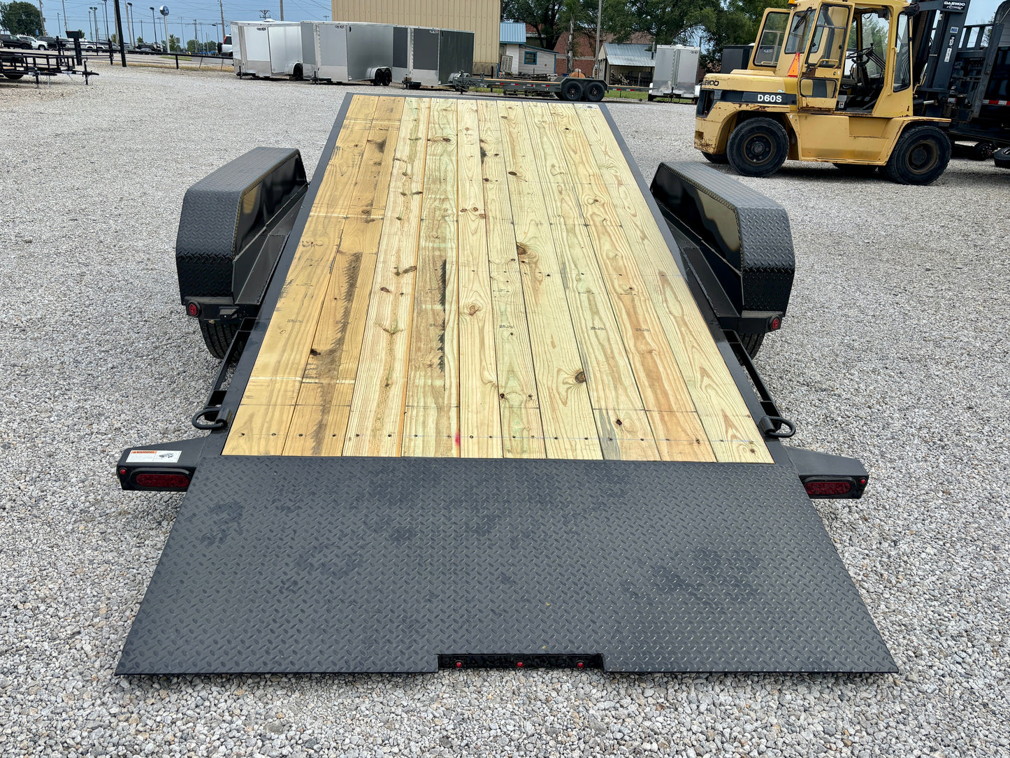 2026 Top Hat 22' 16K Tilt Trailer With Tool Box