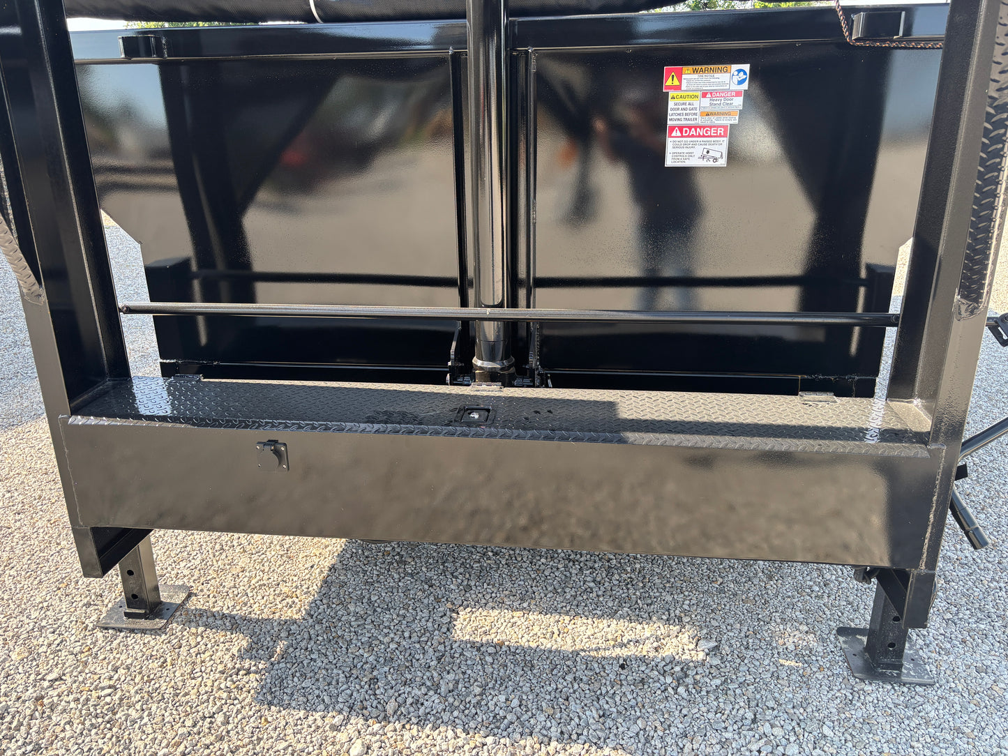 2025 Ozark 16' 16K Gooseneck Dump Trailer with 3' Sides *Deluxe*