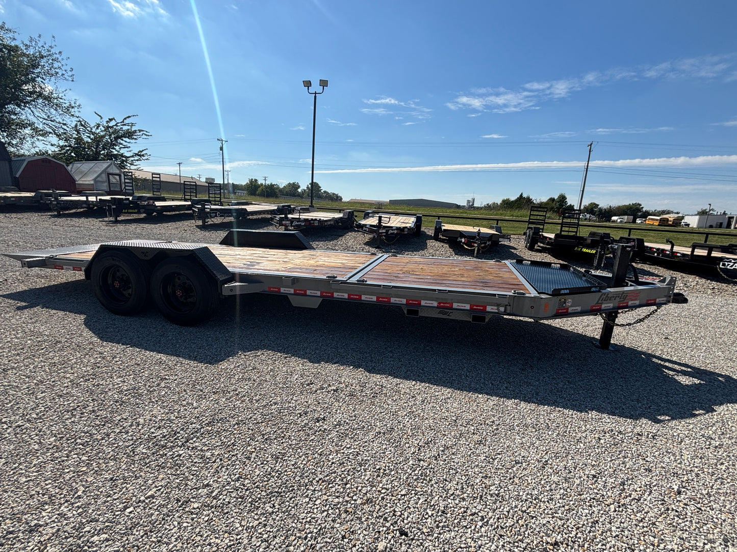 2025 Liberty 22' 17.5K Tilt Trailer *DEMO UNIT*