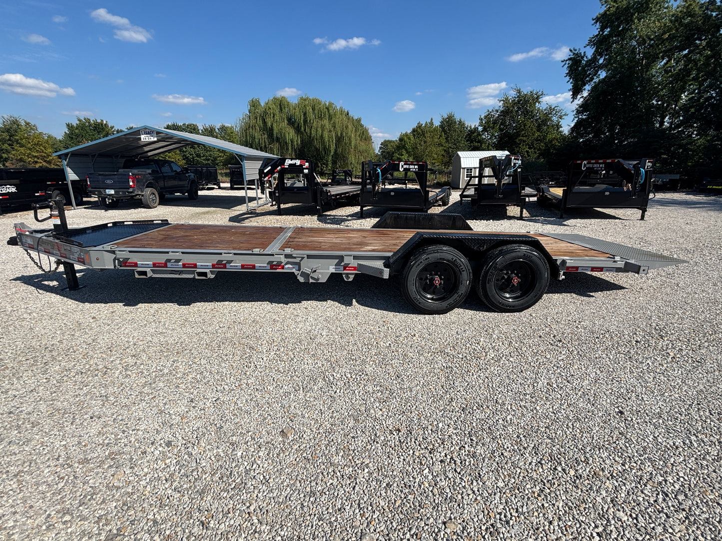 2025 Liberty 22' 17.5K Tilt Trailer *DEMO UNIT*