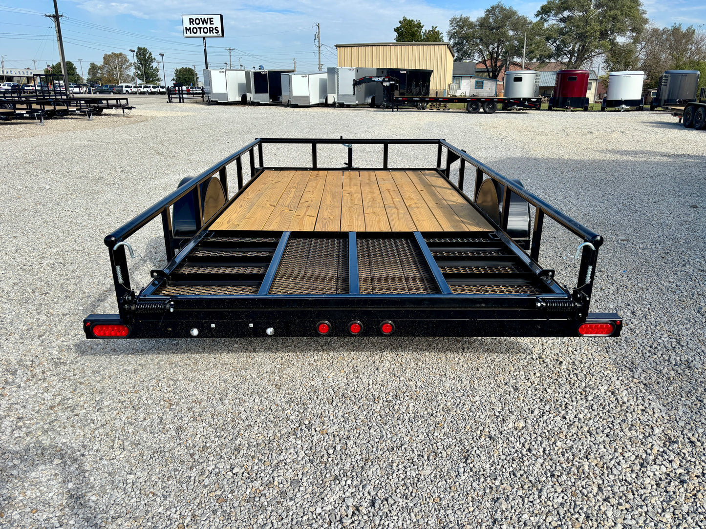 2026 Top Hat 83" x 14' Utility Trailer