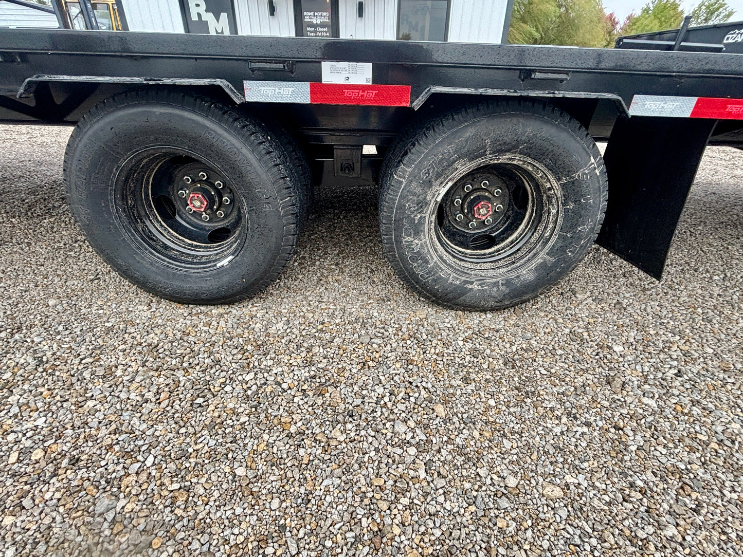 2026 Top Hat 32' 24K Gooseneck Flatbed Trailer