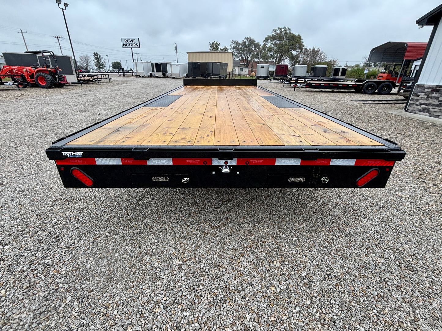 2026 Top Hat 102" x 20' 14K Bumper Pull Deckover Trailer