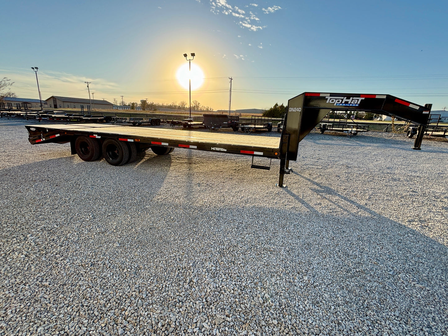 2026 Top Hat 25' 24K Gooseneck Flatbed Trailer