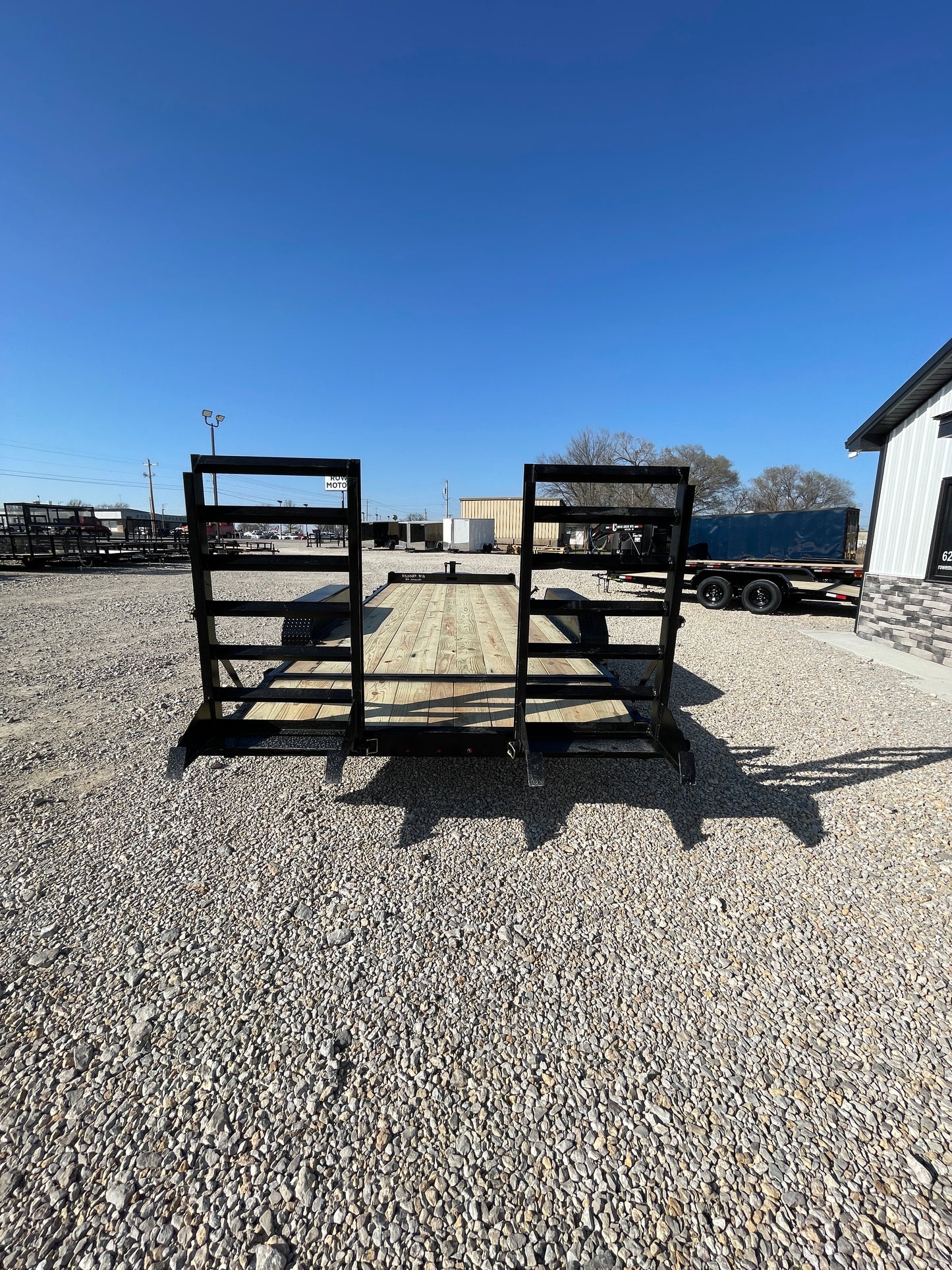 2025 B/R Trailer 22' 16K Equipment Trailer