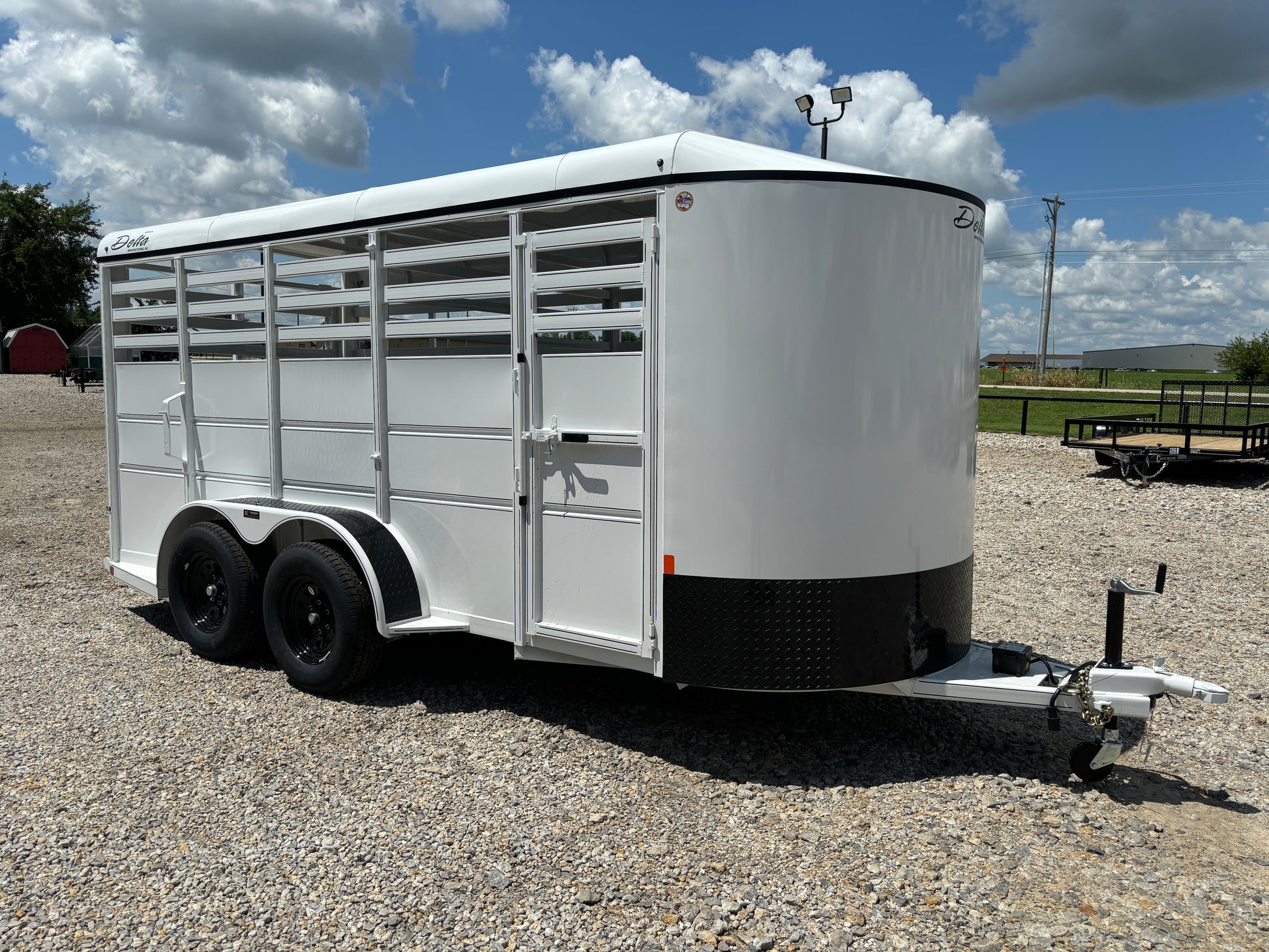 2025 DELTA 16 500 ES STOCK TRAILER