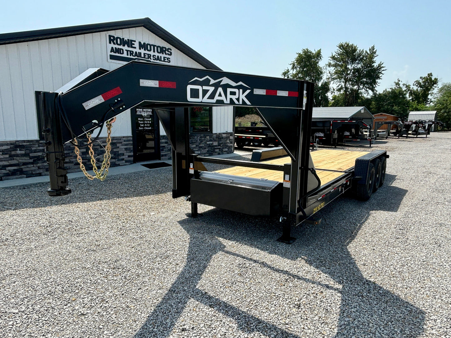 2025 Ozark 24' 21K Gooseneck Tilt Trailer