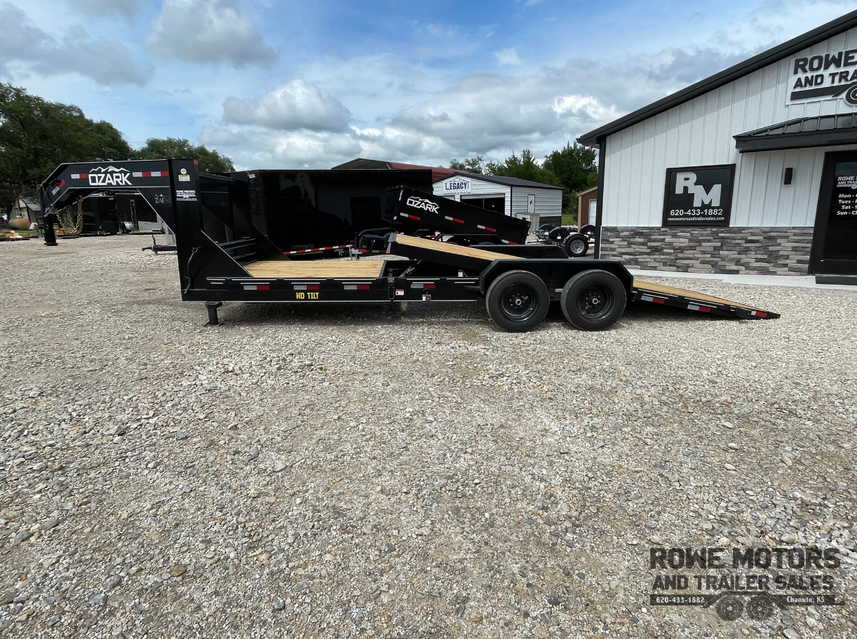 2025 Ozark 24' 16K Gooseneck HD Tilt Trailer Black