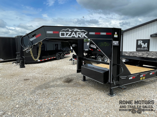 2025 Ozark 24' 16K Gooseneck HD Tilt Trailer Black