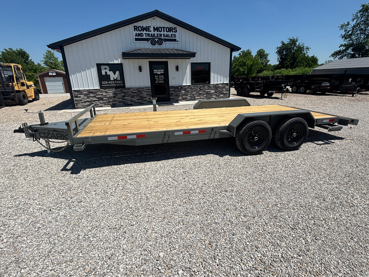 2025 Ozark 20' 10K Car Hauler Trailer