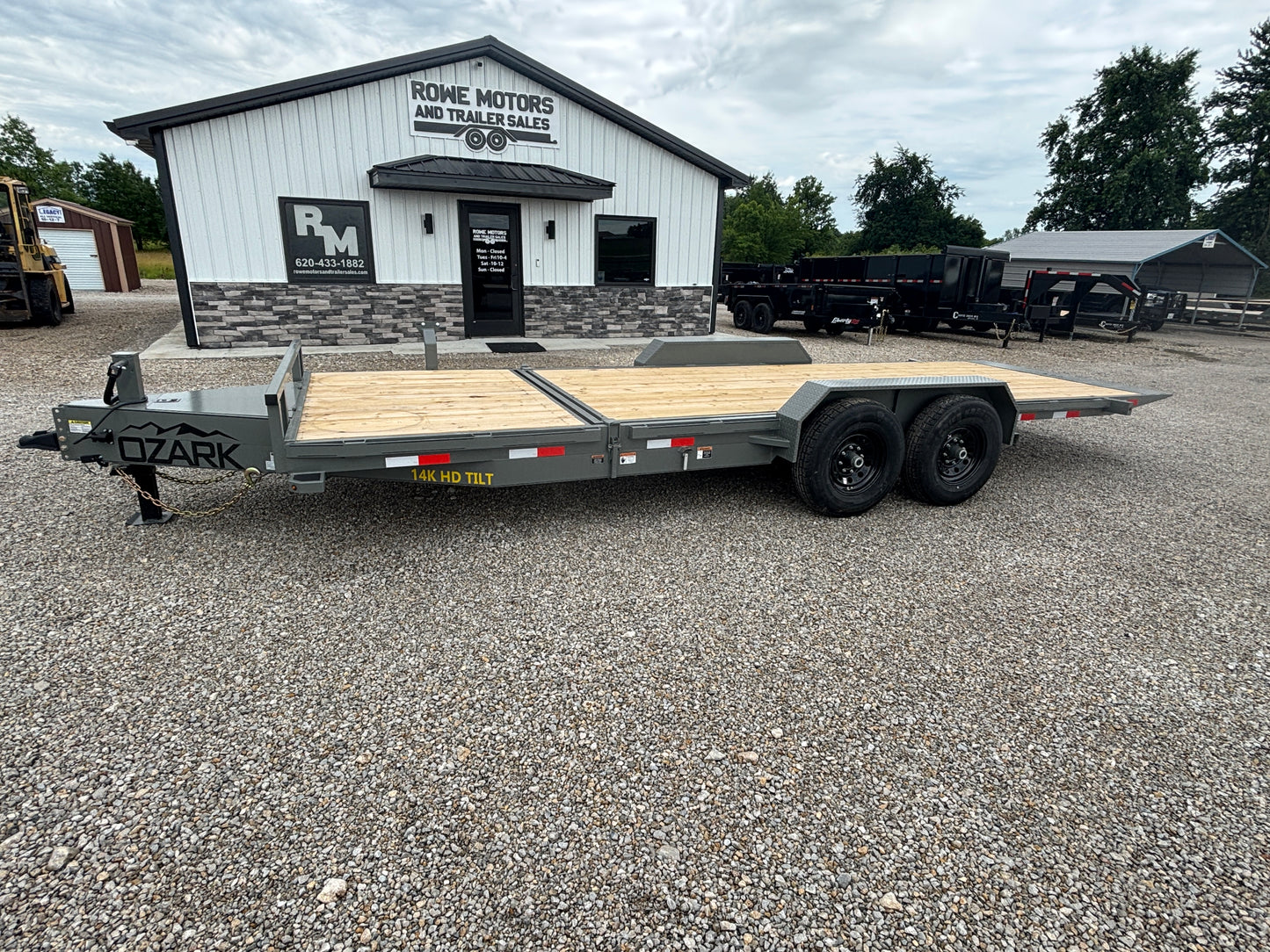 2026 Ozark 22' 14k Tilt Trailer Gray