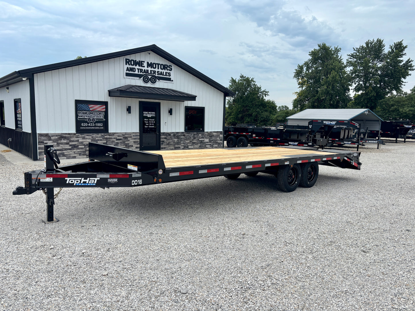 2026 Top Hat 102" x 24' 16K Bumper Pull Deck Over Trailer