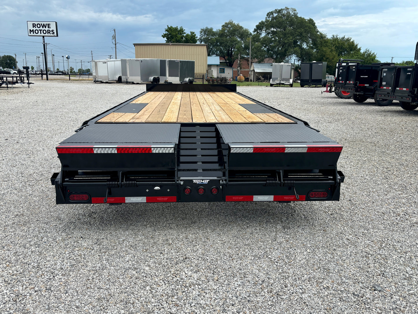 2026 Top Hat 102" x 24' 16K Bumper Pull Deck Over Trailer