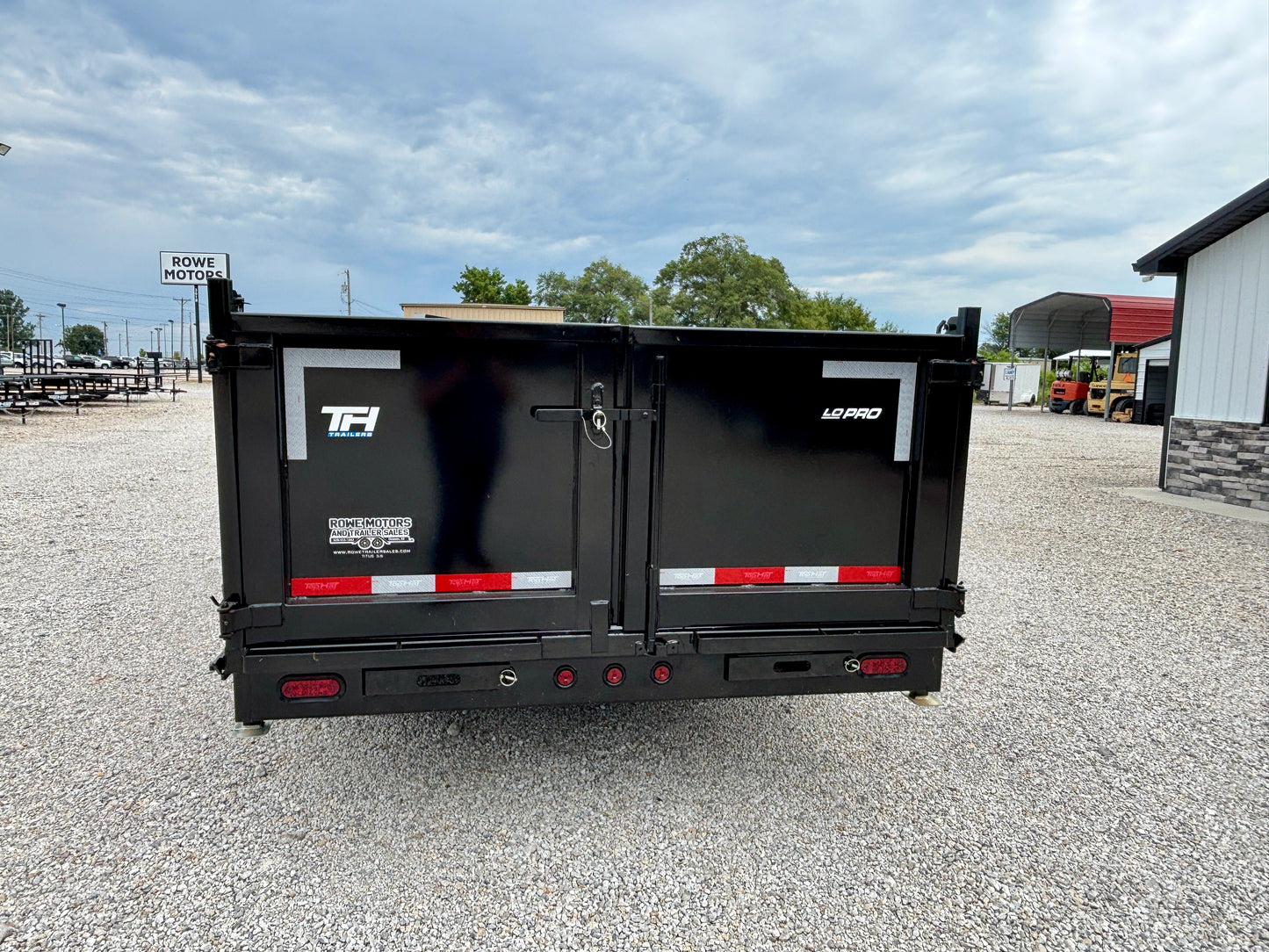 2026 Top Hat 16' 16K Gooseneck Dump Trailer With 3' Sides