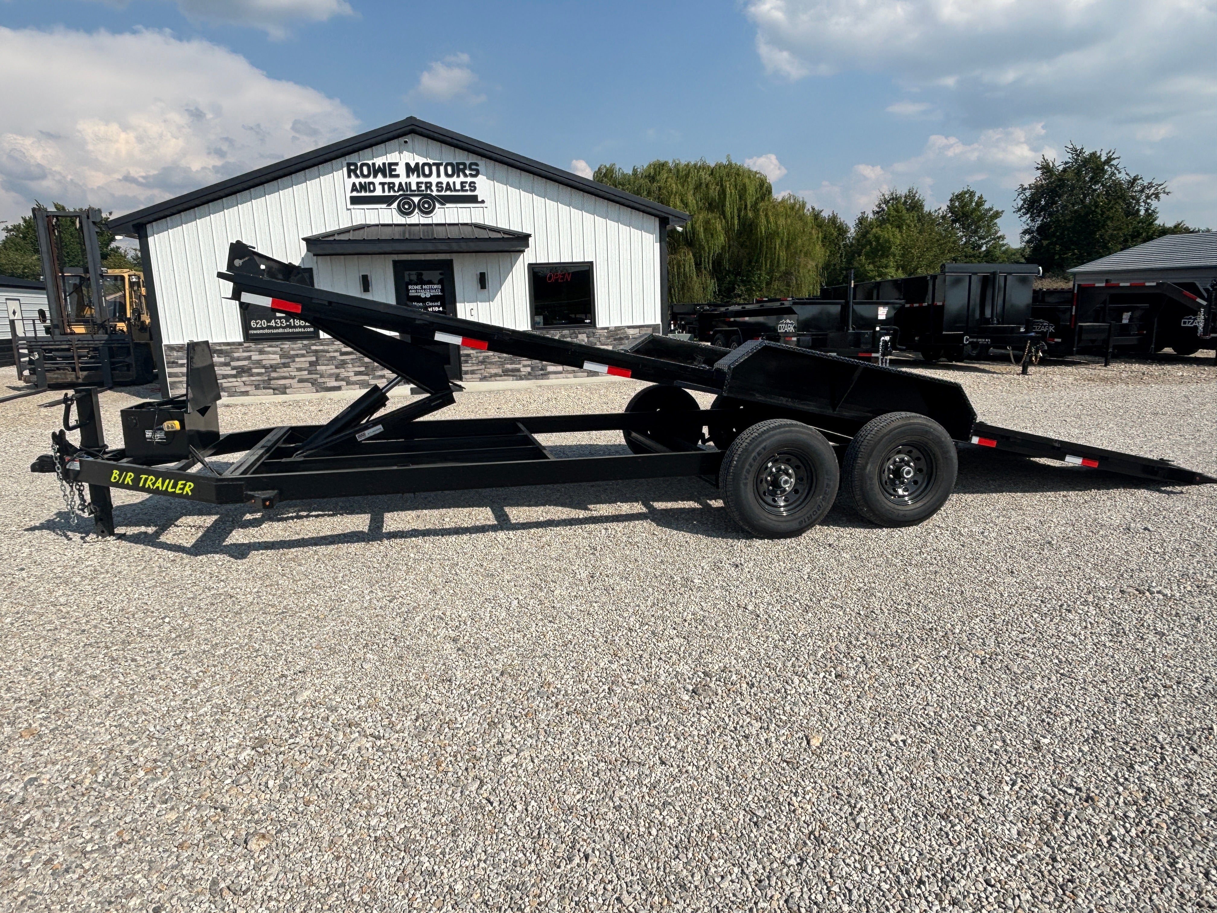 B/R Trailers – Rowe Motors, LLC
