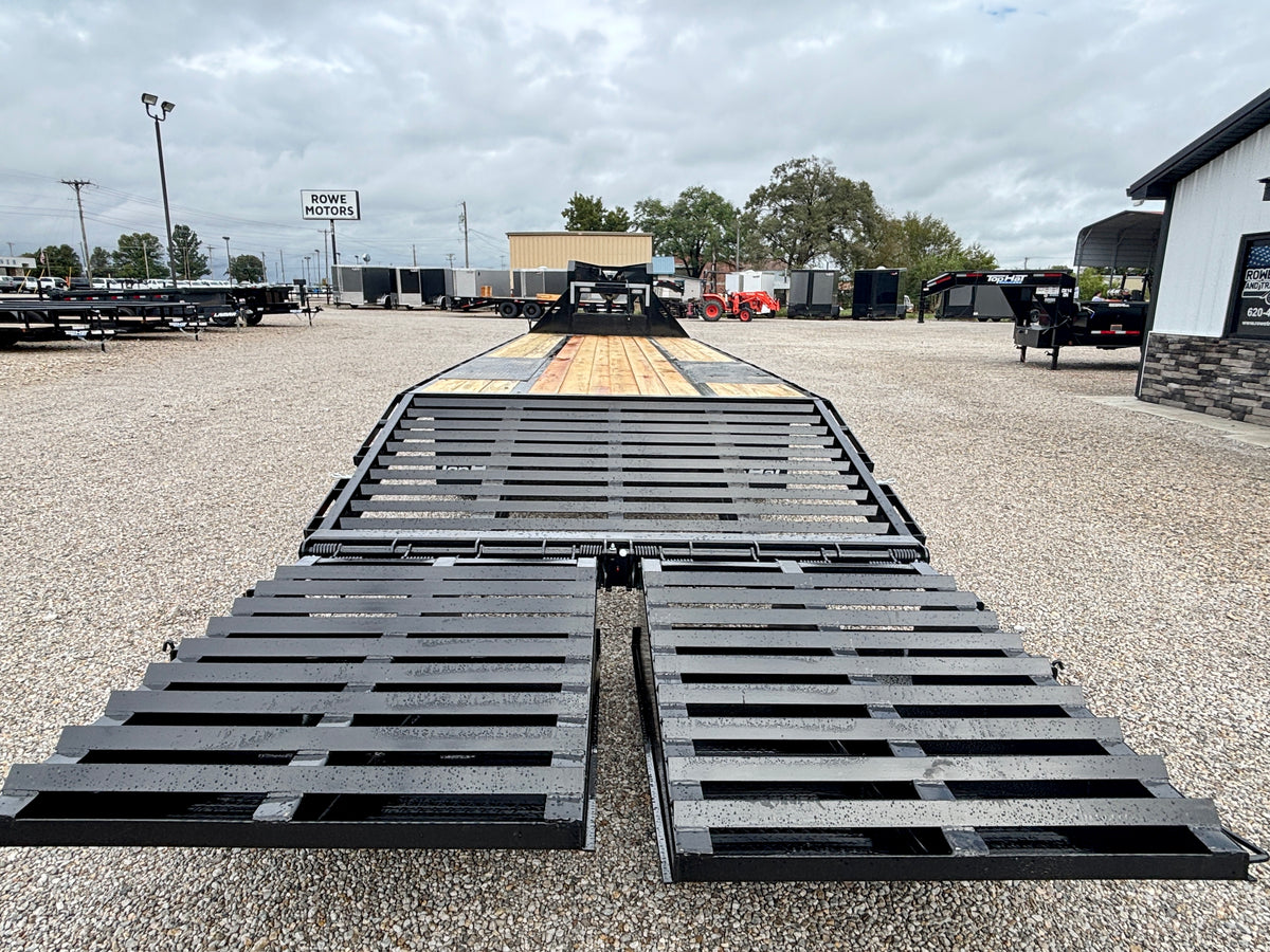 2027 Top Hat 28' 24K Gooseneck Flatbed Trailer