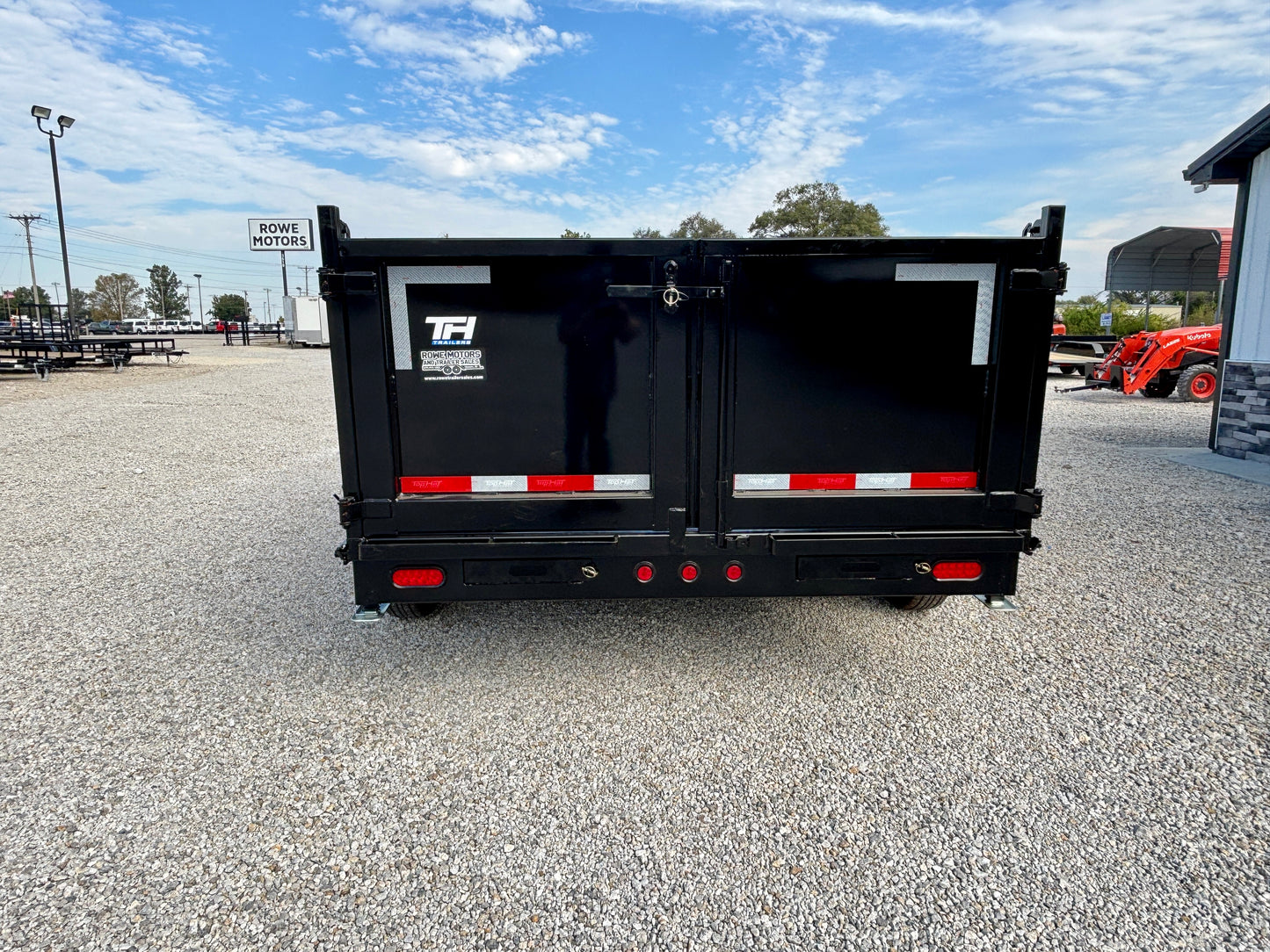 2026 Top Hat 14' 14K Dump Trailer With 3' Sides