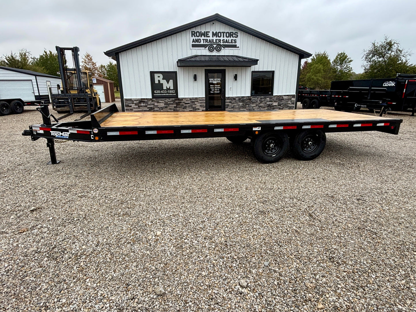 2026 Top Hat 102" x 20' 14K Bumper Pull Deckover Trailer