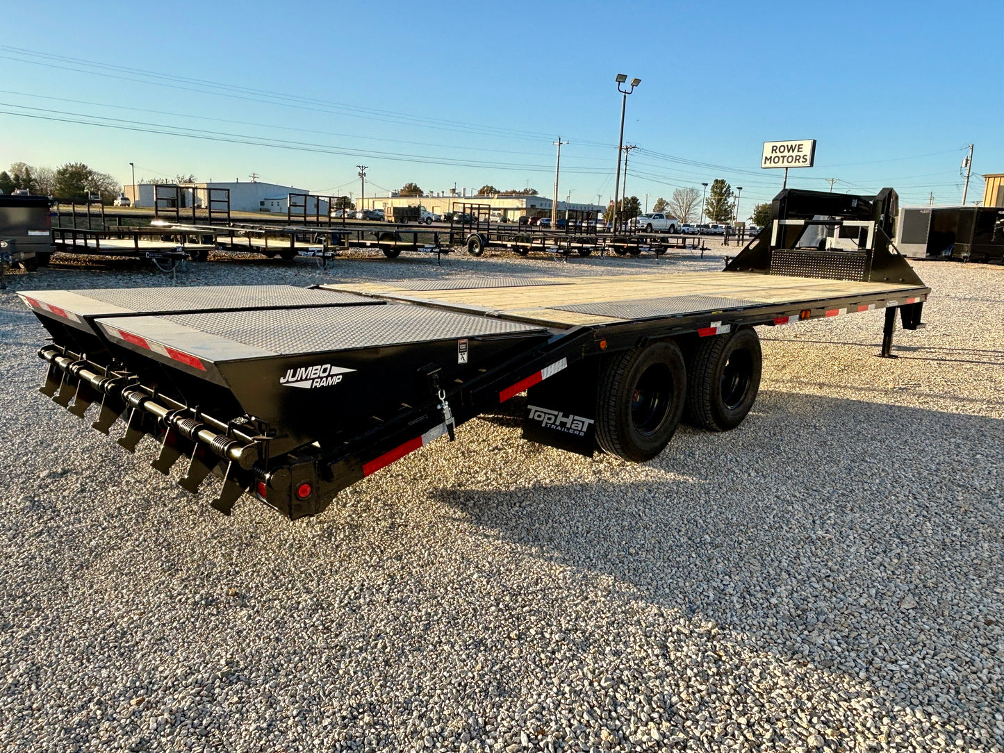 2026 Top Hat 25' 24K Gooseneck Flatbed Trailer