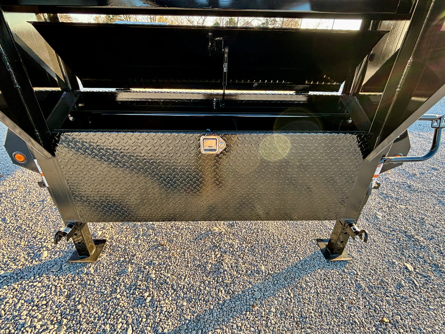 2026 Top Hat 32' 15.9K Gooseneck Flatbed Trailer