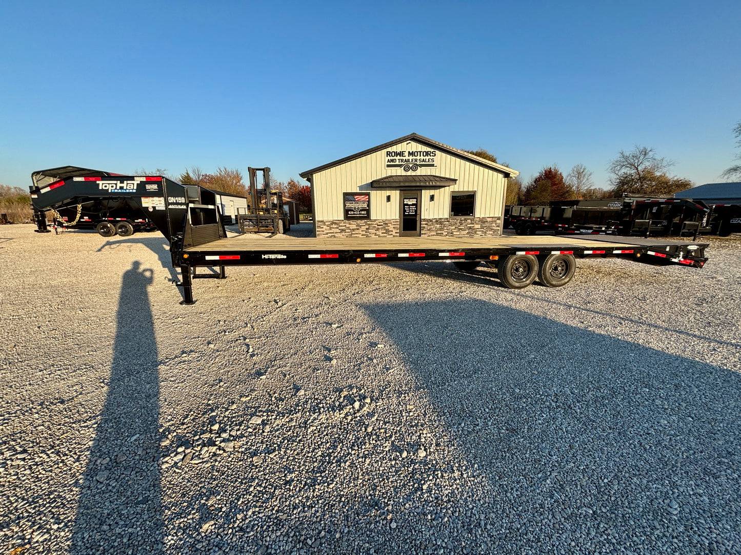 2026 Top Hat 32' 15.9K Gooseneck Flatbed Trailer