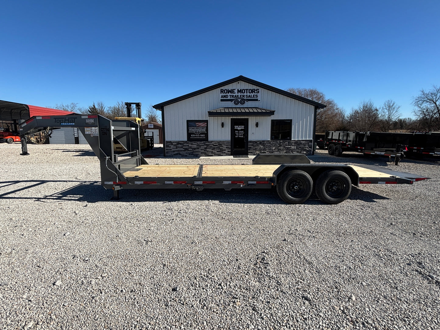 2026 Top Hat 24' 14K Gooseneck Tilt Trailer *Gray*