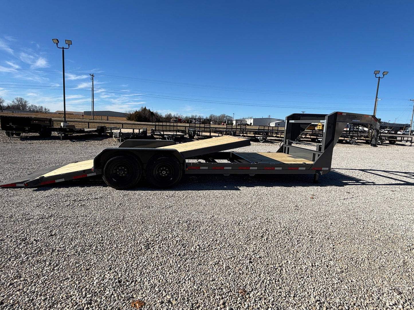 2026 Top Hat 24' 14K Gooseneck Tilt Trailer *Gray*