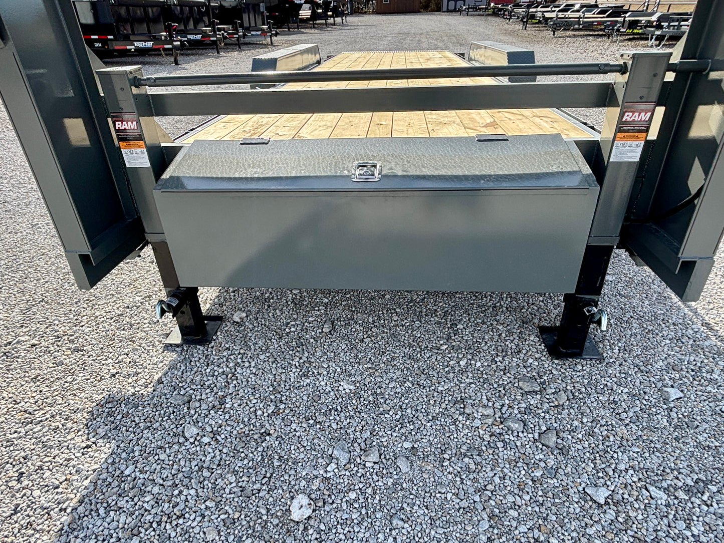 2026 Ozark 24' 21K Gooseneck Tilt Trailer