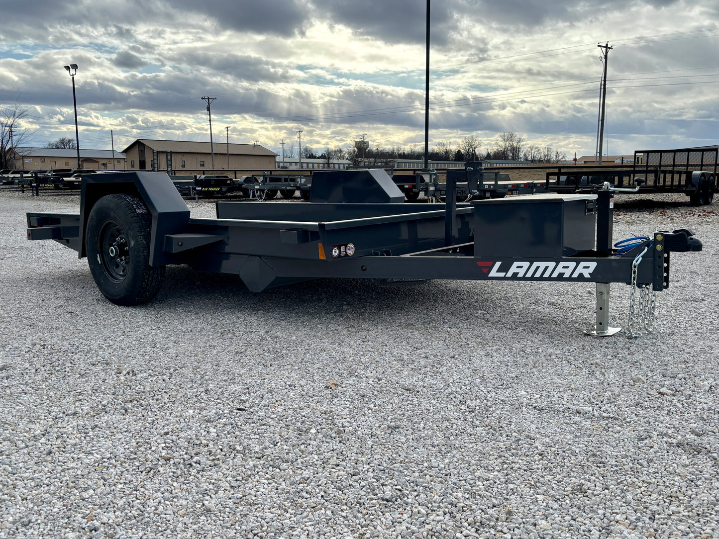 2026 Lamar 79" x 12' 7K Scissor Tilt Trailer