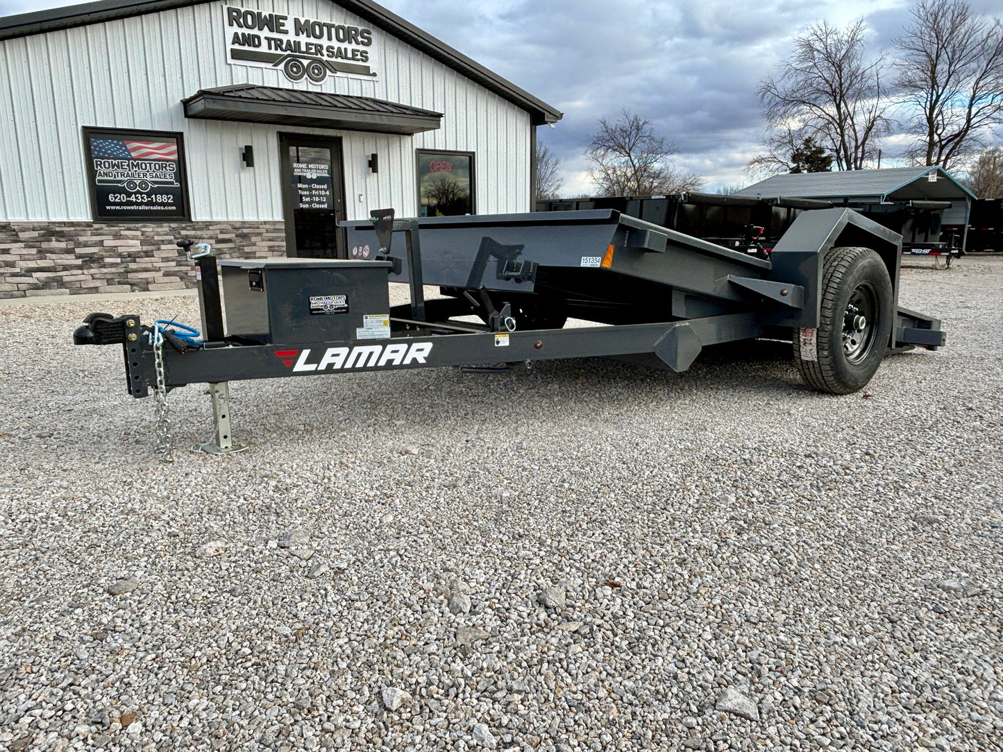2026 Lamar 79" x 12' 7K Scissor Tilt Trailer