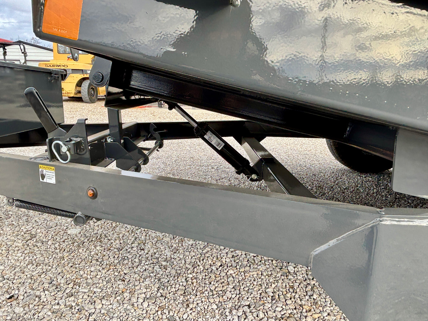 2026 Lamar 79" x 12' 7K Scissor Tilt Trailer