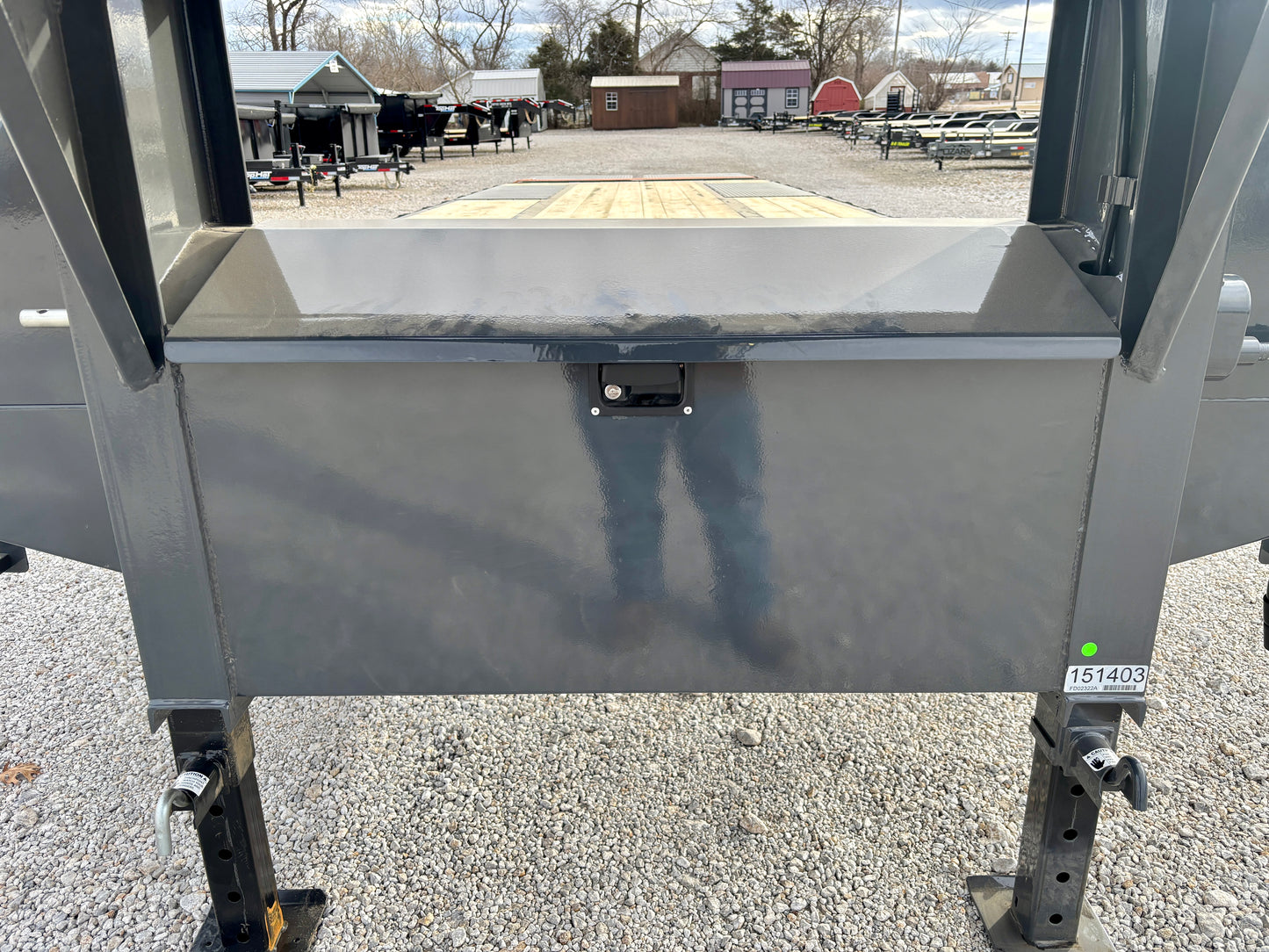 2026 Lamar 32' 25K Gooseneck Flatbed Trailer