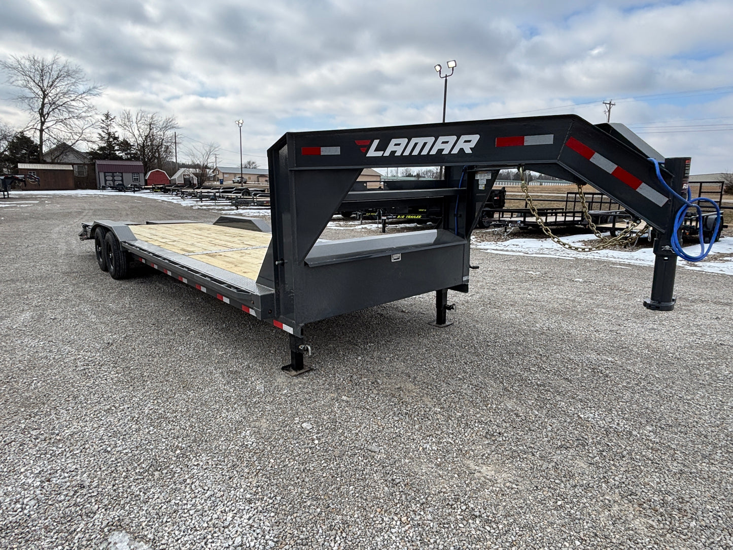 2026 Lamar 102" x 28' 14k Gooseneck Drive Over Fender Equipment Trailer