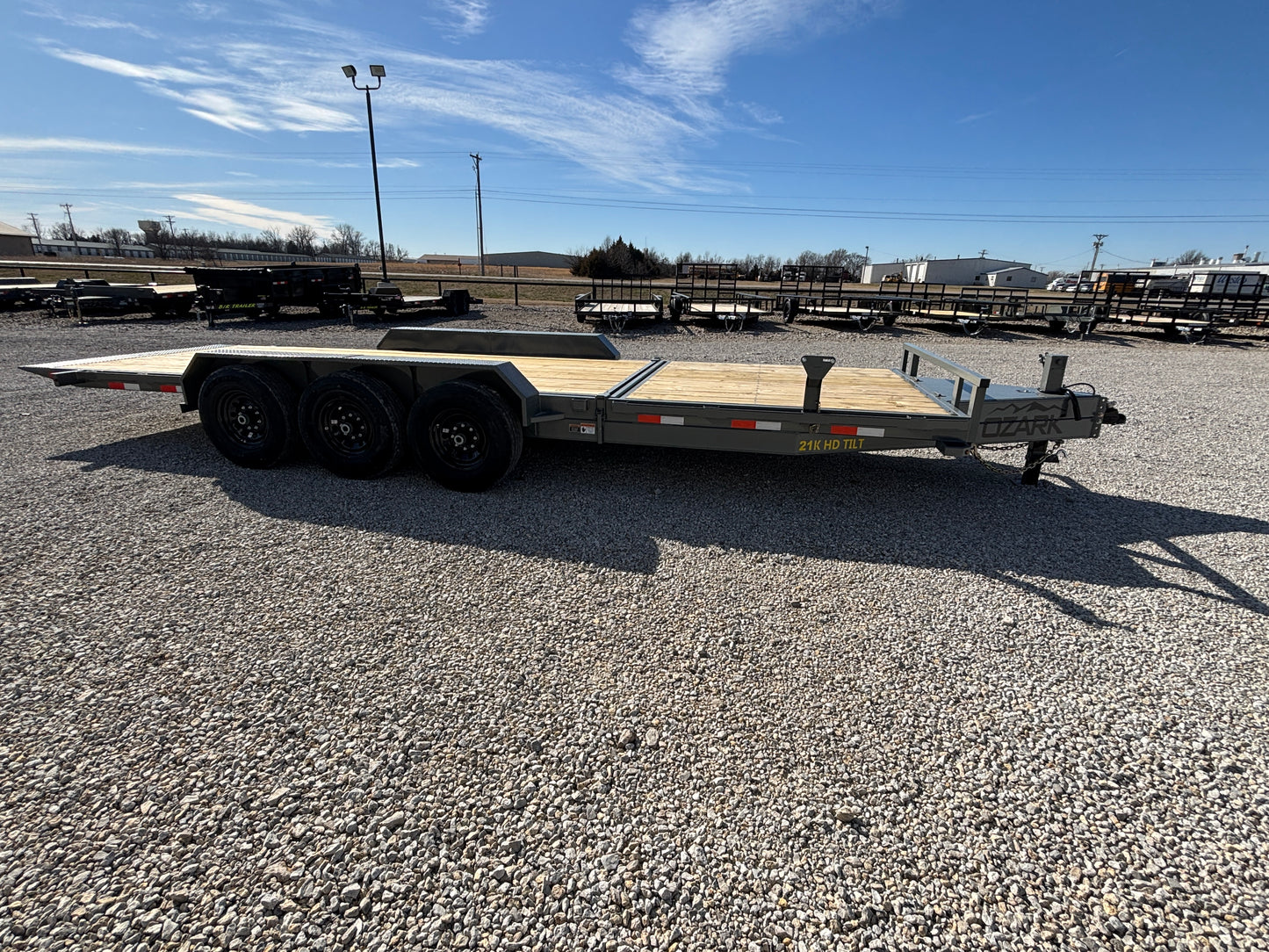 2026 Ozark 24' 21K Tilt Trailer