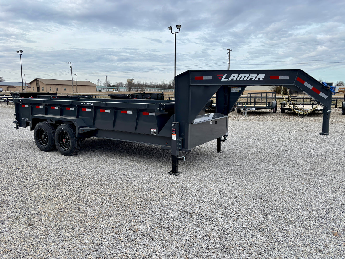 2026 Lamar 16' 16K Gooseneck Dump Trailer