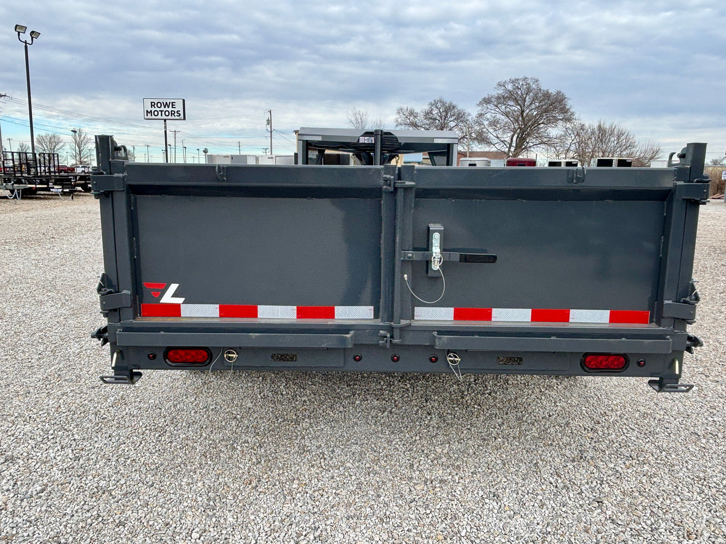 2026 Lamar 16' 16K Gooseneck Dump Trailer