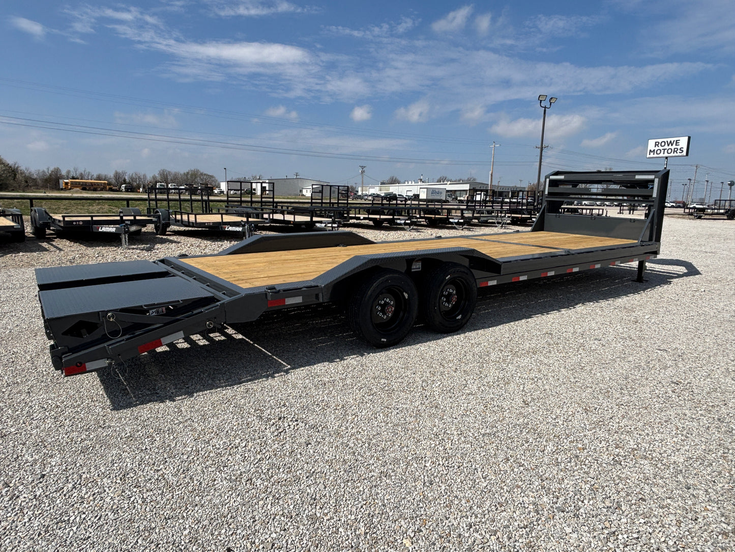 2026 Lamar 102" x 28' 16K Gooseneck Drive Over Fender Equipment Trailer