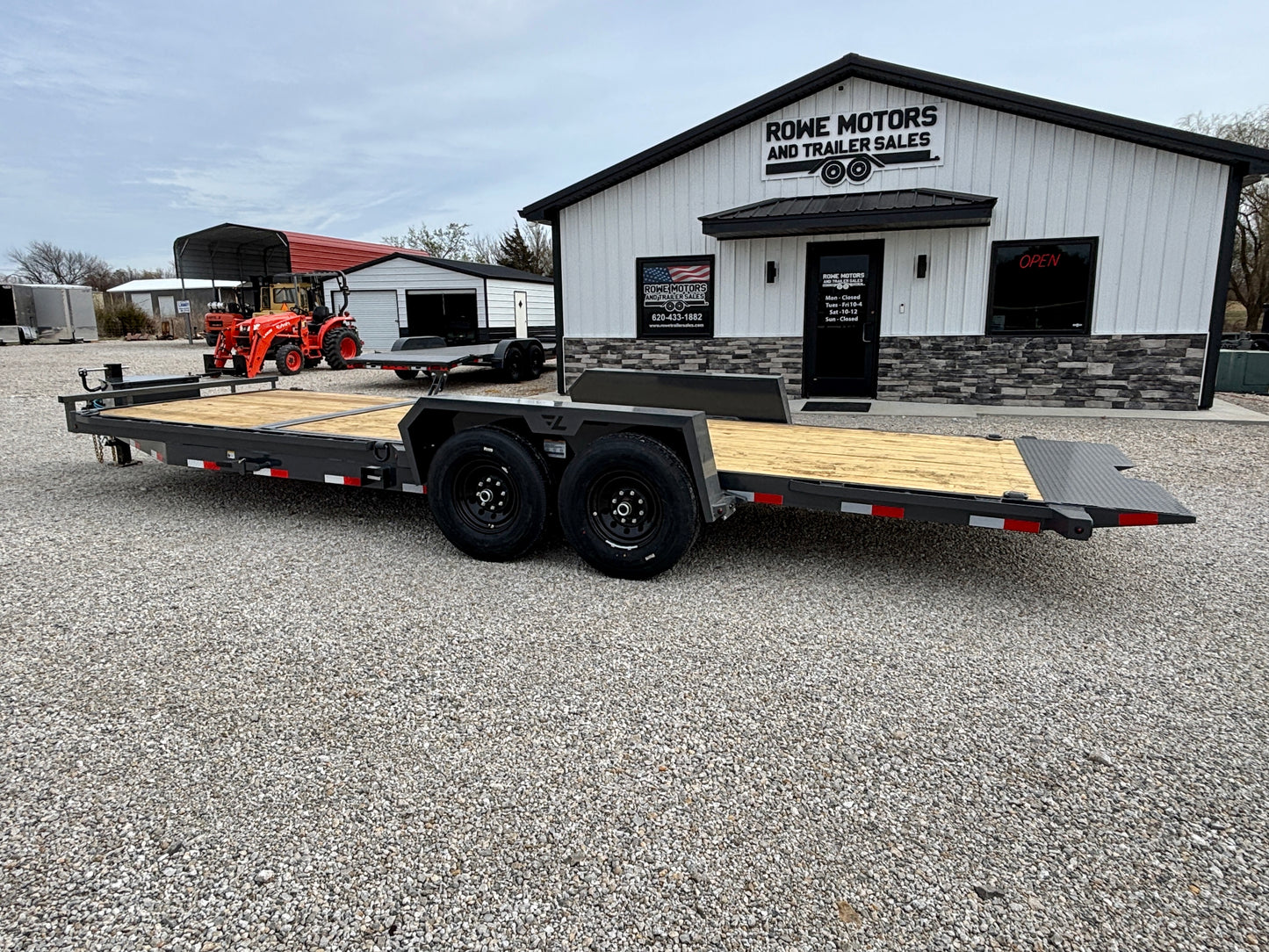 2026 Lamar 22' 14K Equipment Tilt Trailer