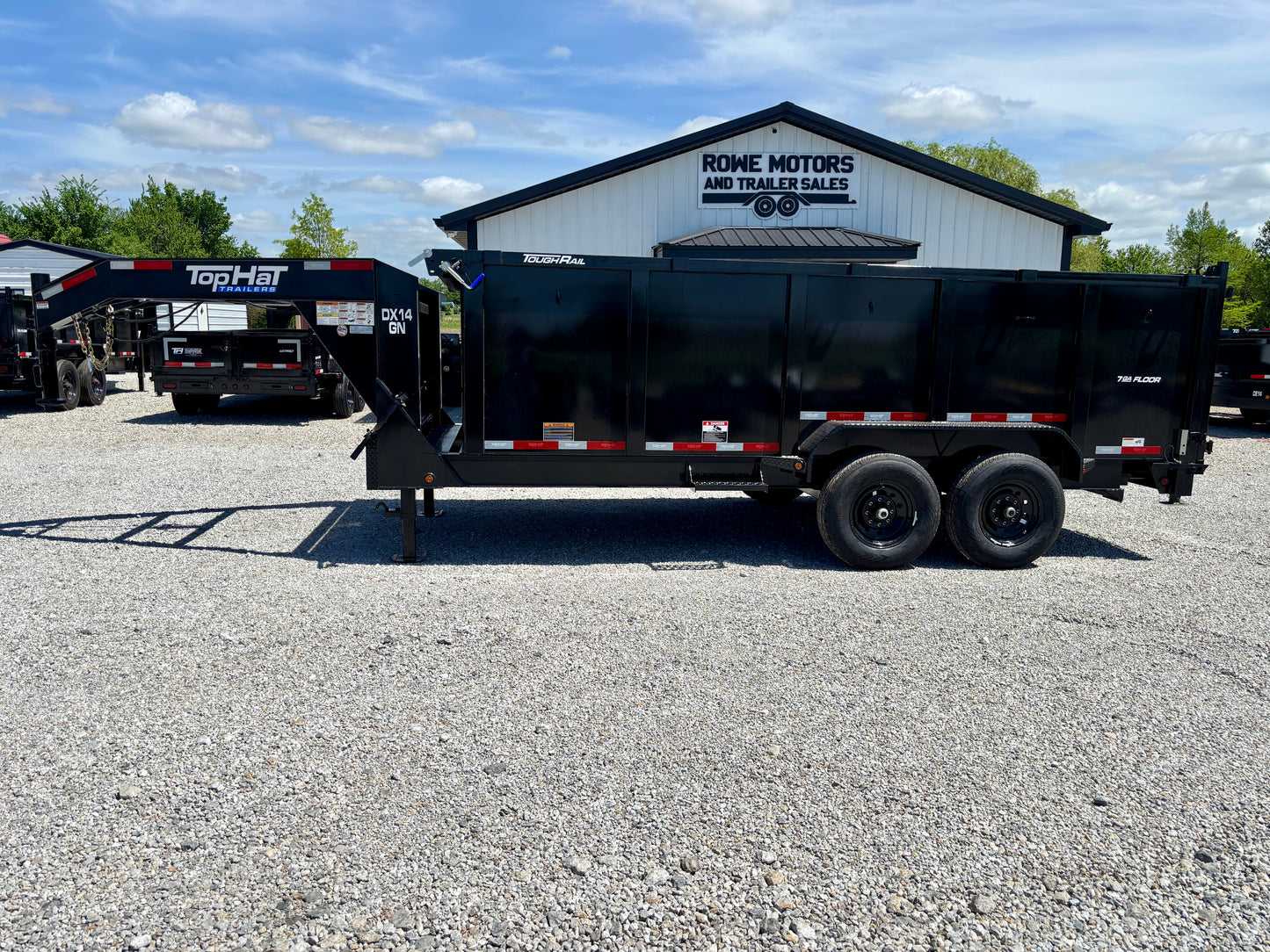 2026 Top Hat 16' 14K Gooseneck Dump Trailer With 4' Sides