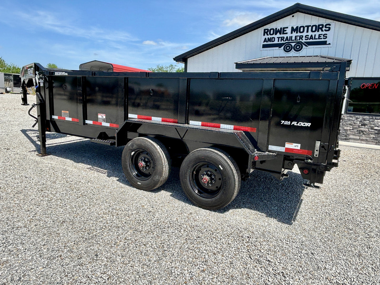 2026 Top Hat 16' 20K Gooseneck Dump Trailer