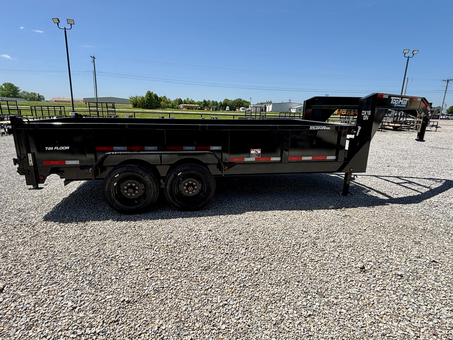 2026 Top Hat 16' 16K Gooseneck Dump Trailer